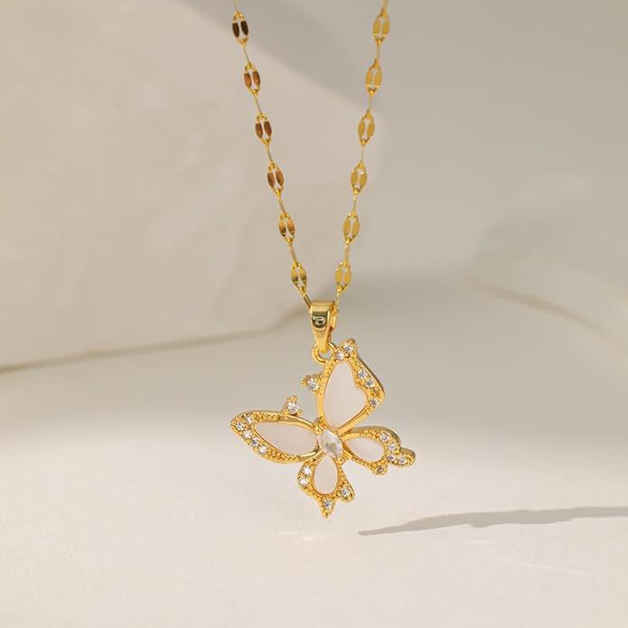 Elegant Gold Butterfly Pendant Necklace